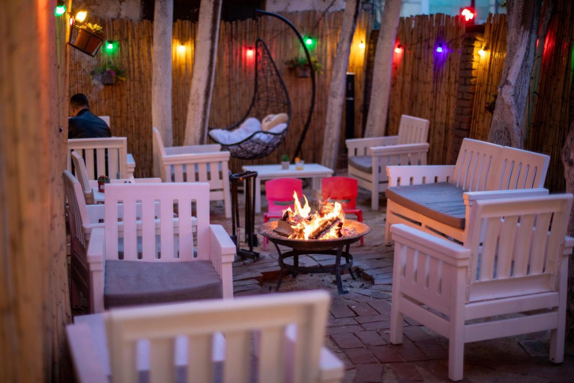 Bob Marley Bnb & Hostel Тирана Экстерьер фото